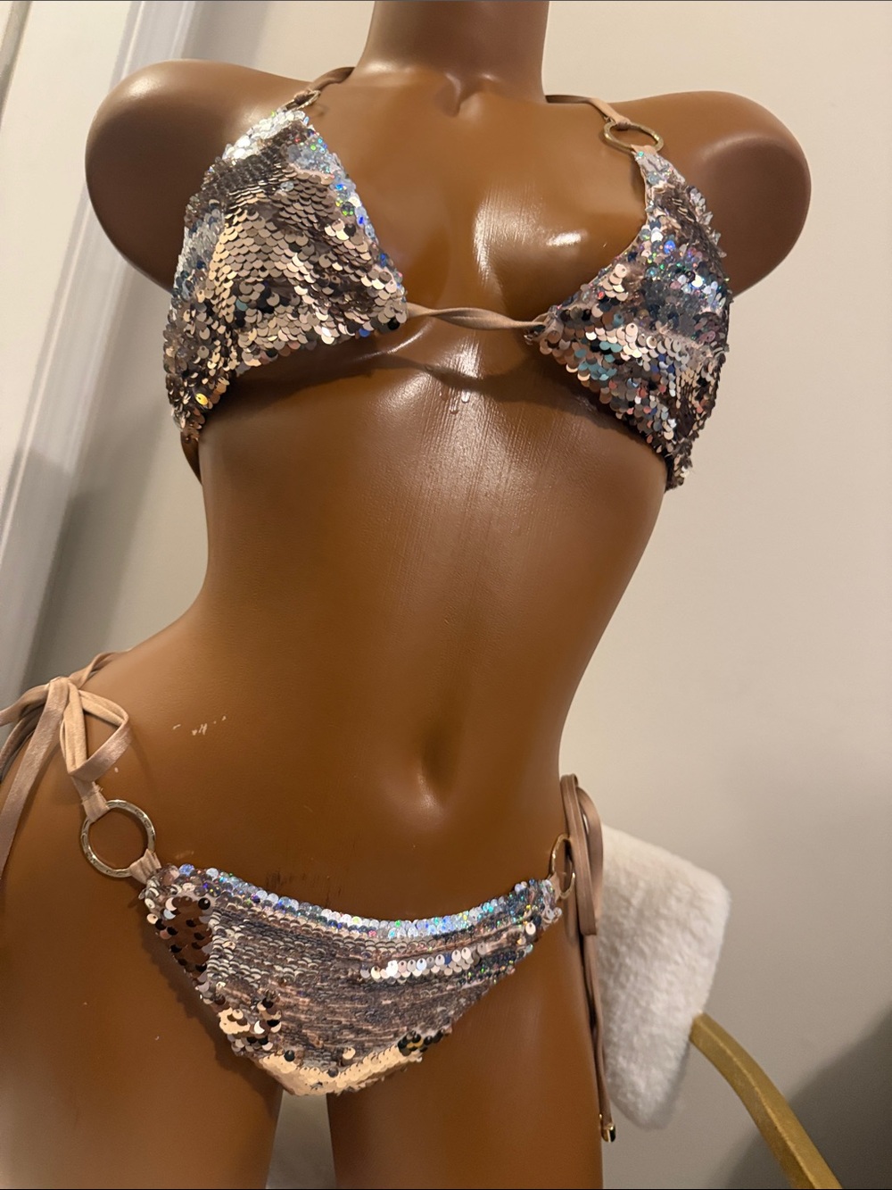 BEACH BUNNY 🚨 SIREN SONG SEQUIN BIKINI SET